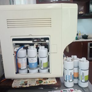 Dịch vụ thay lõi lọc Coway tại nhà ở TPHCM