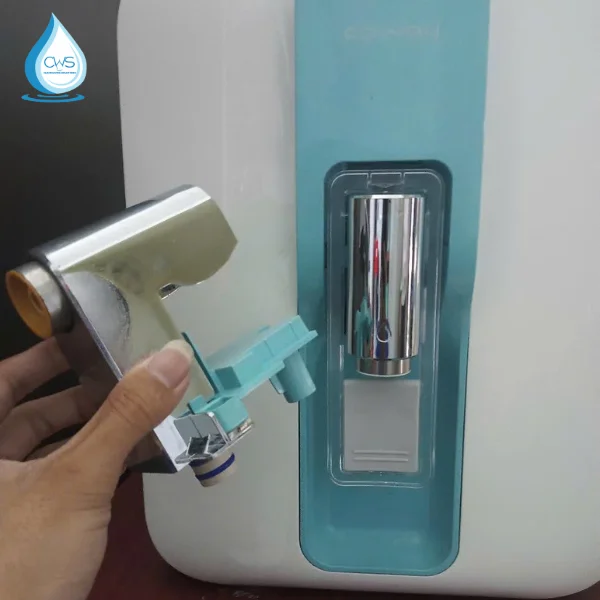 Thay Vòi Cho Máy Lọc Nước Coway